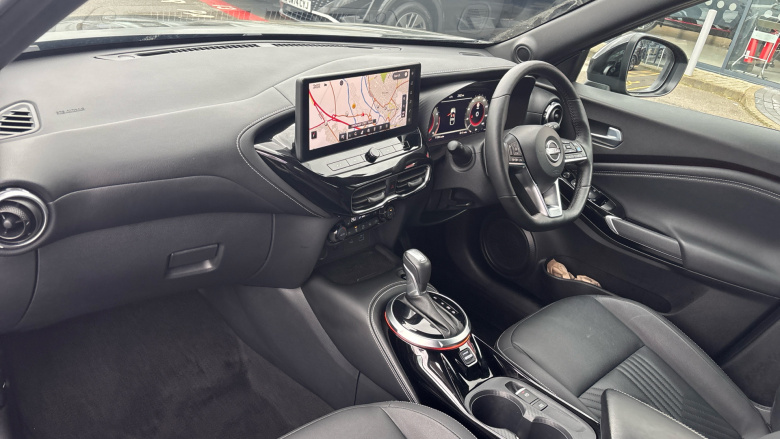 Nissan Juke 1.0 DiG-T Tekna 5dr DCT Petrol Hatchback